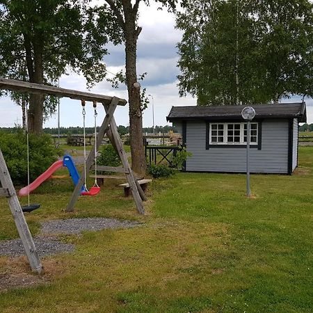 Backgardens Stugby Villa Axvall Екстериор снимка