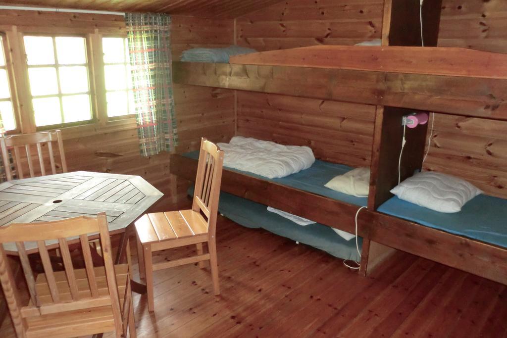 Backgardens Stugby Villa Axvall Стая снимка